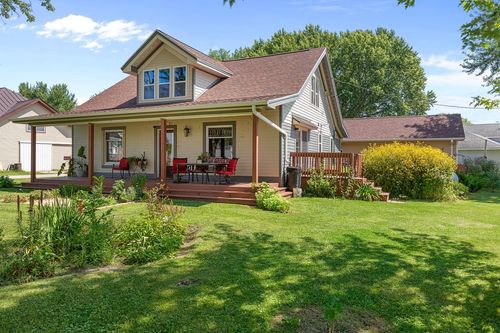 W197 Main Street, FREMONT, WI, 54940 | Card Image