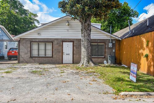1310 E 29th St, Houston, TX, 77009-1235 | Card Image