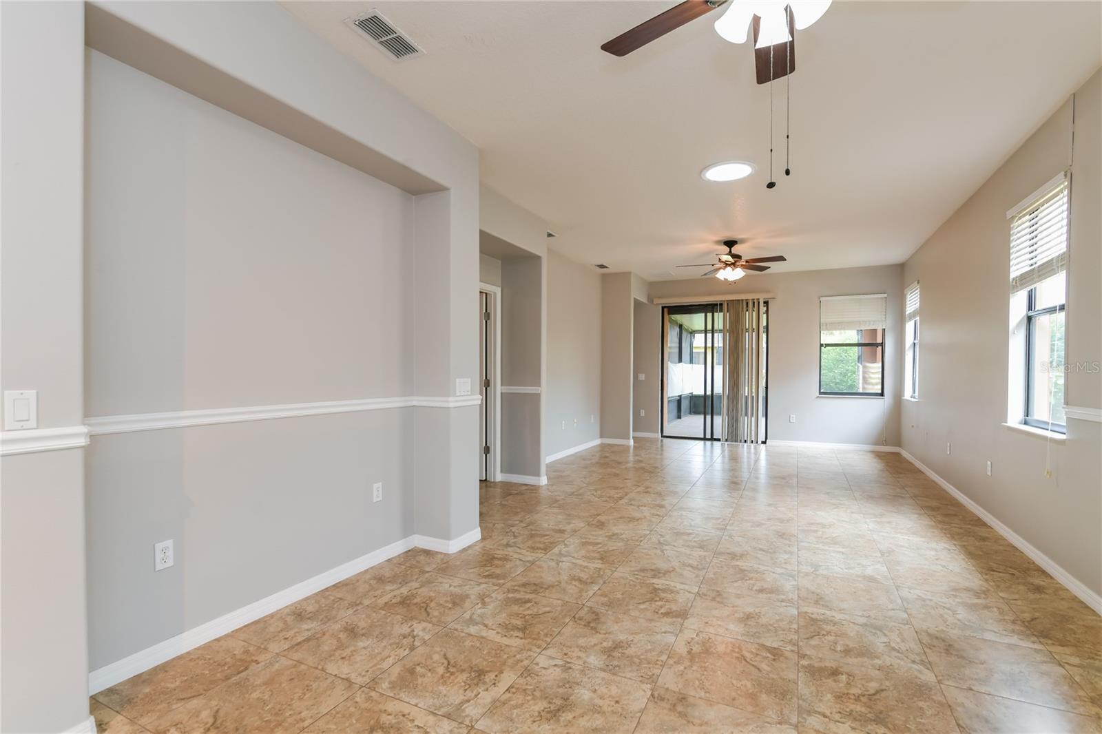 Residential in KISSIMMEE 4