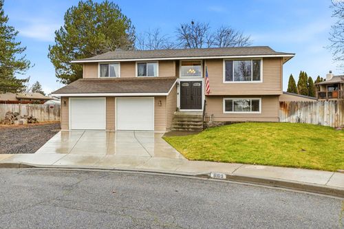 8109 W Entiat Place, Kennewick, WA, 99336 | Card Image