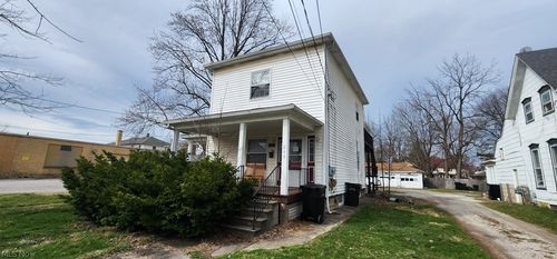 245 7th St, Elyria, OH, 44035-5810 | Card Image
