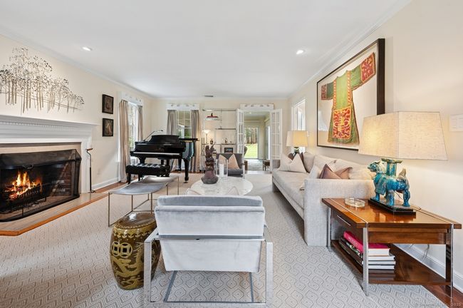 6 Pilgrim Rd, House other with 5 bedrooms, 4 bathrooms and null parking in Darien CT | Image 4