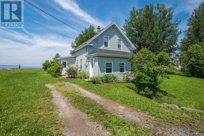 6339 Highway 215, House other with 2 bedrooms, 1 bathrooms and null parking in Cheverie NS | Image 2