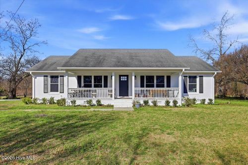 1036 Wells Town Rd, Teachey, NC, 28464-9632 | Card Image