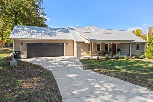 1517 Motlow College Rd, Normandy, TN, 37360-7914 | Card Image