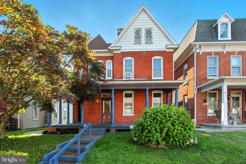 46 N Main St, SPRING GROVE, PA, 17362-1014 | Card Image