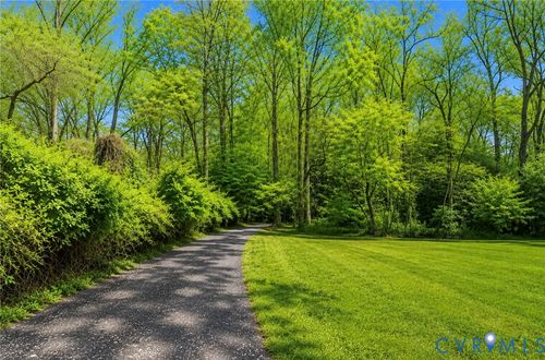5940 Barberry Trl, Lorton, VA, 22079 | Card Image