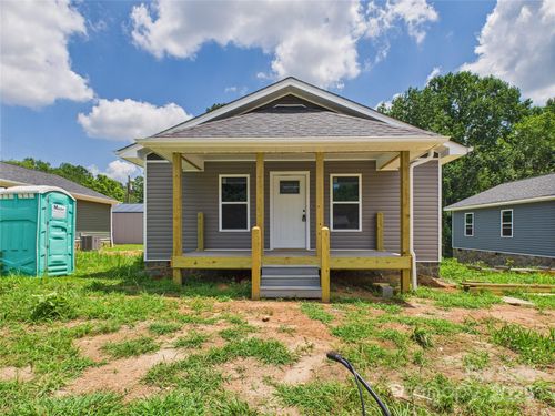 251 Hauss Ridge Rd Se, Valdese, NC, 28690-9638 | Card Image