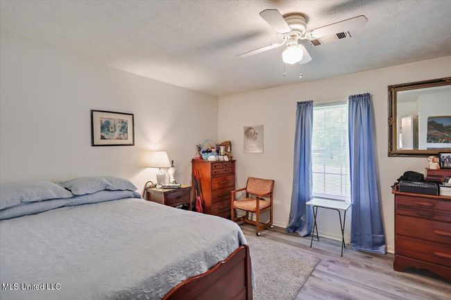 20-869 B Parks Rd | Image 24