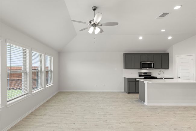 201 Bandit Trl, House other with 4 bedrooms, 2 bathrooms and null parking in Terrell TX | Image 10