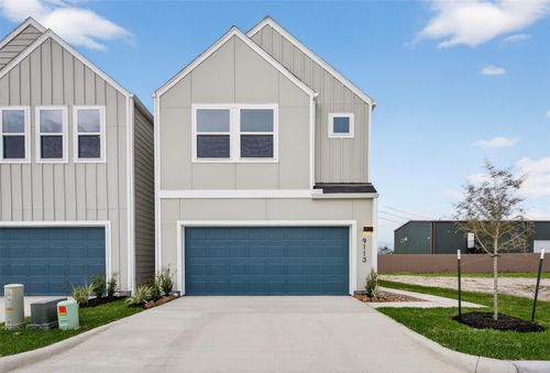 9113 Highland Heather Dr, Houston, TX, 77001 | Card Image