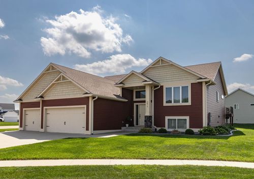 3875 Virgo Ln Sw, Rochester, MN, 55902-2596 | Card Image