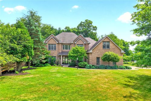 200 Chadborne Ct, Wexford, PA, 15090-7820 | Card Image