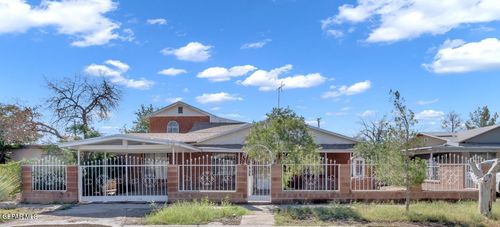 1024 Pinkerton St Ne, Fabens, TX, 79838 | Card Image