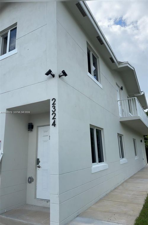 4-2324 Garfield St, Hollywood, FL, 33020-3431 | Card Image