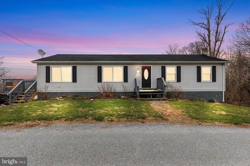 69 Conewago Aly, YORK HAVEN, PA, 17370-8808 | Card Image