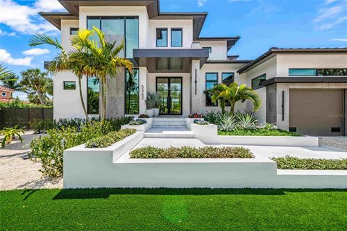 7233 Pine Needle Rd, SARASOTA, FL, 34242-2622 | Card Image