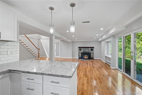 448 Sprout Brook Rd, Garrison, NY, 10524-7468 | Card Image