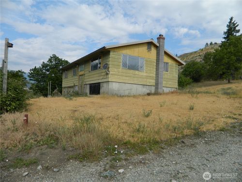 1003 Loomis Oroville Rd, Tonasket, WA, 98855 | Card Image