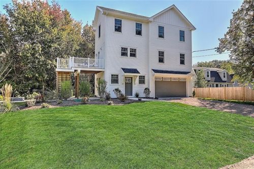 137 Rosebriar Ave, South Kingstown, RI, 02879-6806 | Card Image