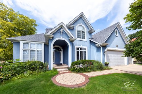 940 Burnham Ct, Aurora, IL, 60502-9357 | Card Image