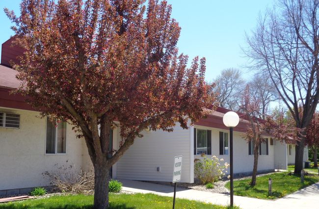 1441 Lake Place Exterior 2.jpg | Image 4