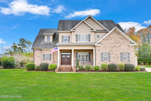 2346 Valleyway Rd, Greenville, NC, 27858-7505 | Card Image