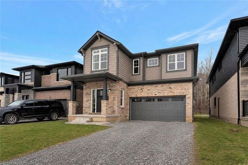 49 Willson Dr, Niagara Falls, ON, L3B5N5 | Card Image