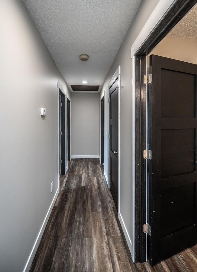 32955 County 24 Blvd Cannon-large-045-018-Hallway-726x1000-72dpi.jpg | Image 32
