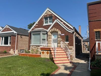 8021 S Maplewood Avenue, House other with 4 bedrooms, 2 bathrooms and 1 parking in Chicago IL | Image 1