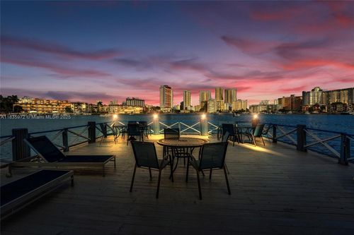 apt-201-430 Golden Isles Dr, Hallandale Beach, FL, 33009-7549 | Card Image