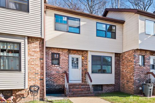 6 Wood Acres Dr, North Brunswick, NJ, 08902-2526 | Card Image