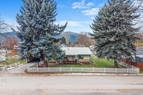 304 S Kruger St, Chewelah, WA, 99109-9034 | Card Image