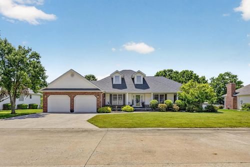 132 Black Oak Dr, Carl Junction, MO, 64834-9219 | Card Image
