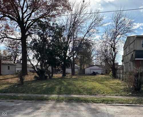 1615 Minnesota St, Indianapolis, IN, 46203-2817 | Card Image