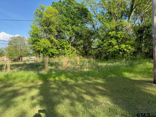 412 Johnson Ave, Gladewater, TX, 75647 | Card Image