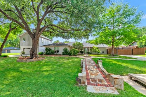 1943 Camelot Dr, Grapevine, TX, 76051-4723 | Card Image