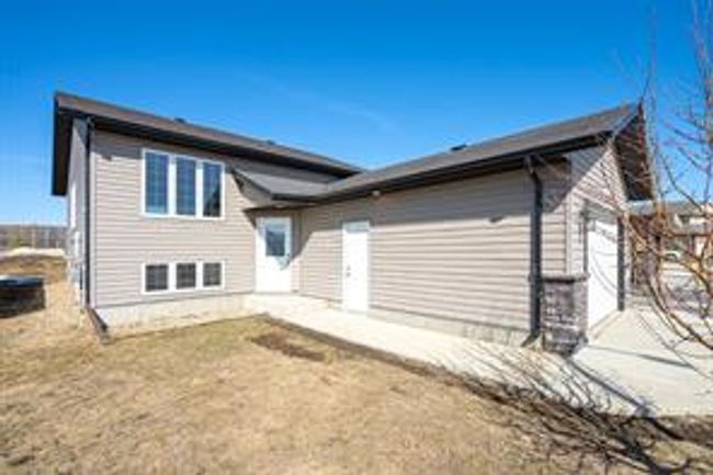 4004 74 Ave, House detached with 5 bedrooms, 2 bathrooms and 3 parking in Lloydminster AB | Image 28