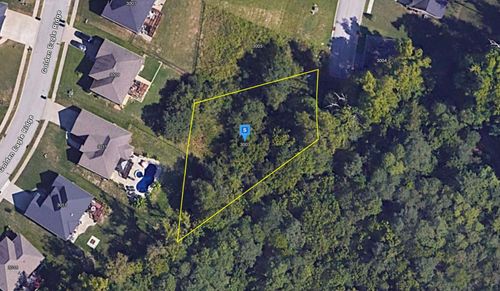 3003 Old Cypress Trl, Jeffersonville, IN, 47130-8979 | Card Image