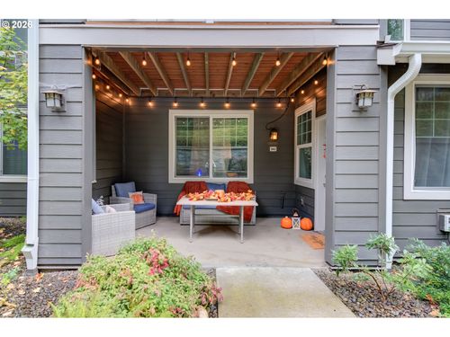 10800 Se 17th Cir, Vancouver, WA, 98664-6297 | Card Image