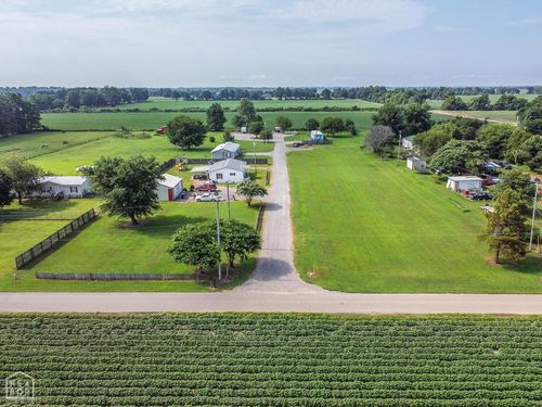 911 E Olympia, Manila, AR, 72442-8265 | Card Image