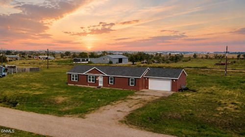 13339 Prairie Meadow Street, Williston, ND, 58801 | Card Image