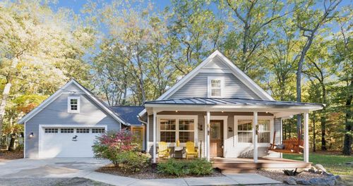 4395 130th Ave, Hamilton, MI, 49419-9528 | Card Image