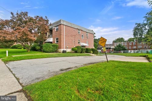 466 Rively Ave, COLLINGDALE, PA, 19023-1017 | Card Image