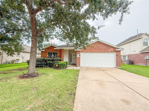 6009 Village Grove Dr, Pearland, TX, 77581-7062 | Card Image