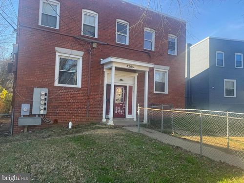 3205 Buena Vista Ter Se, WASHINGTON, DC, 20020-1846 | Card Image