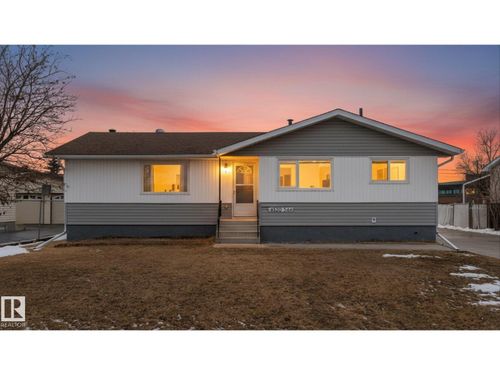 4520 54 Ave, Leduc, AB, T9E5W1 | Card Image