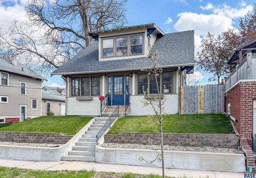 311 E 19th St Street, Sioux Falls, SD, 57105 | Card Image
