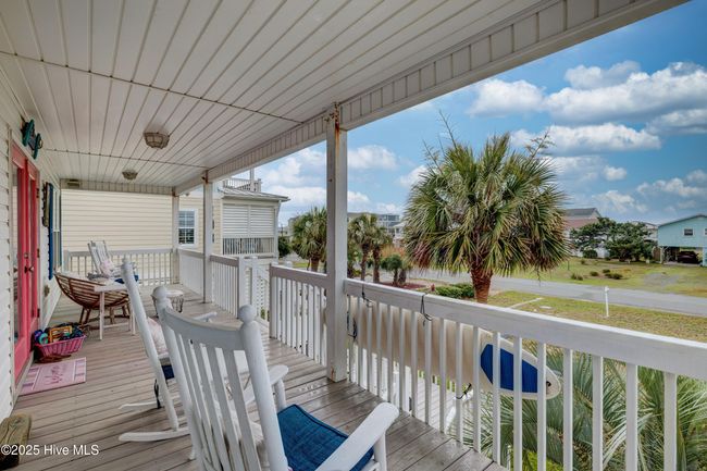 108 W Dolphin Dr, House other with 3 bedrooms, 2 bathrooms and null parking in Oak Island NC | Image 15
