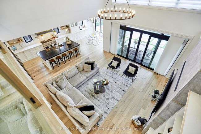 35 Heber Down Cres, House other with 5 bedrooms, 5 bathrooms and 6 parking in Whitby ON | Image 10
